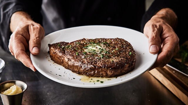 Flemings-Steakhouse-2.png