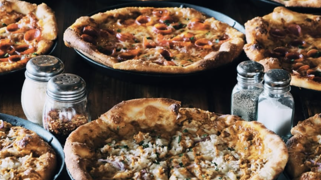Slackwater-Pizza-1.png