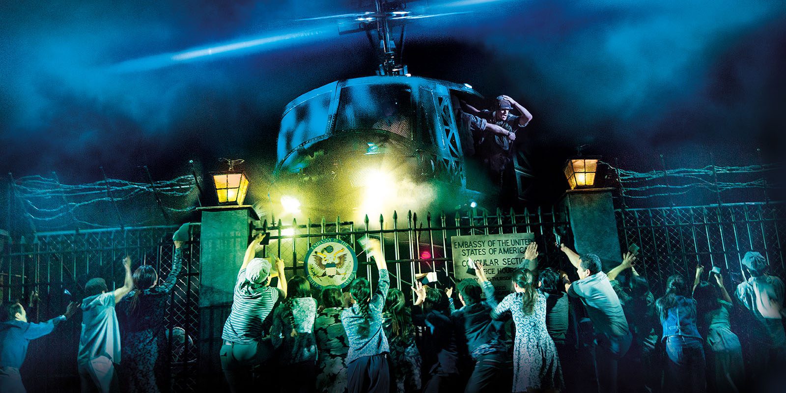 05.MISS-SAIGON.-Company.-Photo-Matthew-Murphy-and-Johan-Persson-2-1