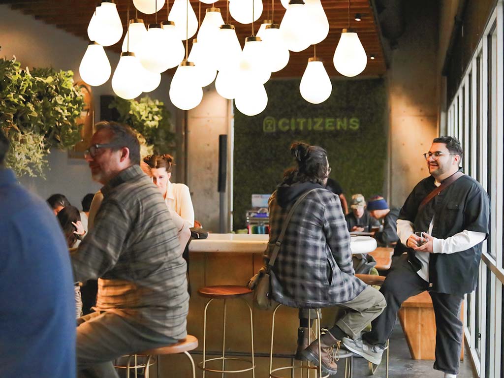 Citizens Cocktails & Kitchens Paitrons_SLM JA24_Elizabeth Hoggan