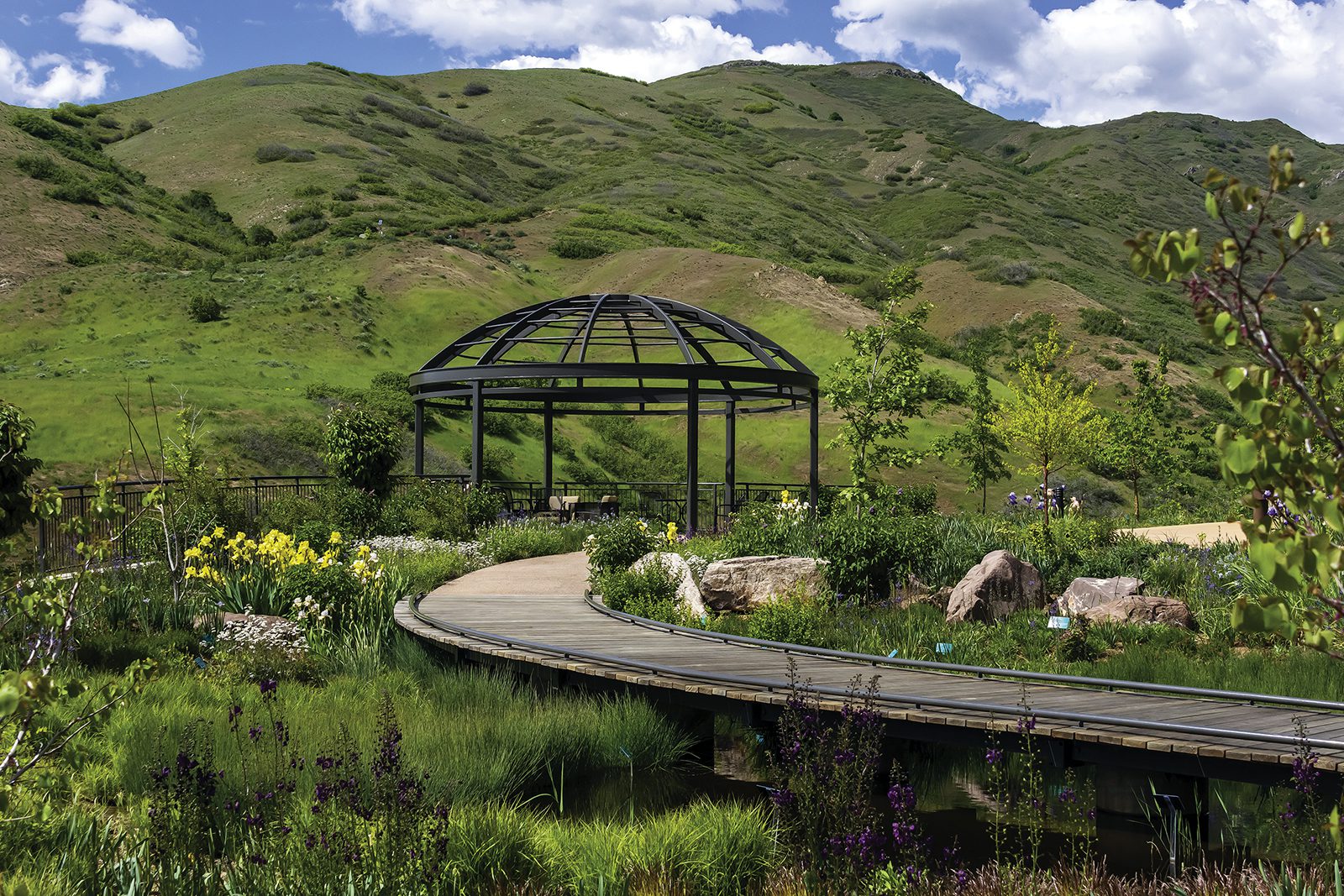 Red-Butte-Garden-AdobeStock_285788991