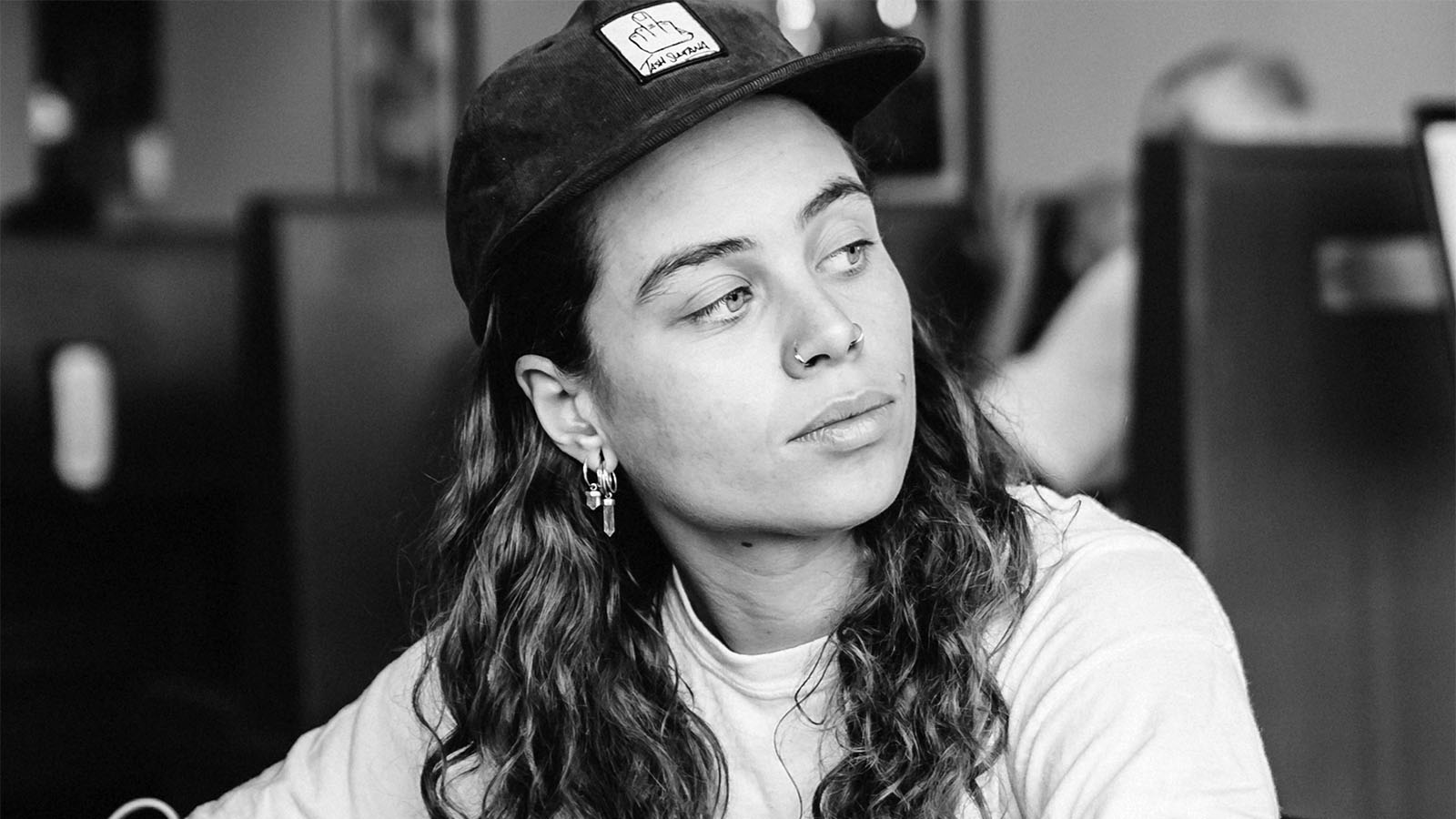 Tash-Sultana-Press-Shot-01