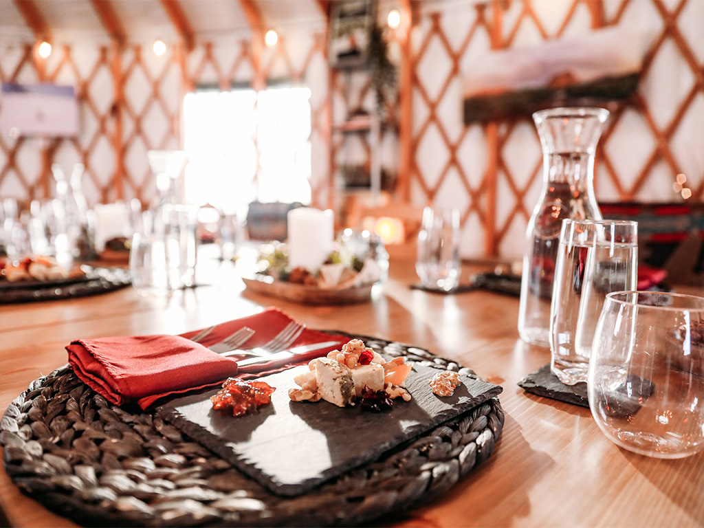 Yurt-Dining-2