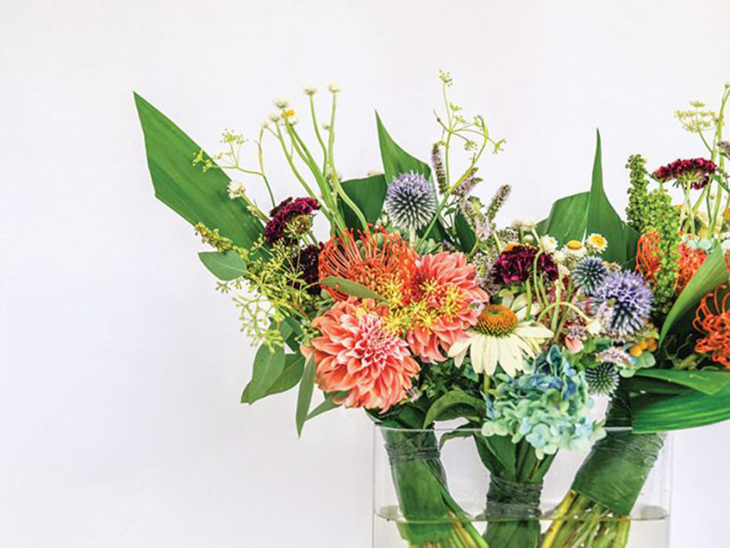 mini floral arrangements