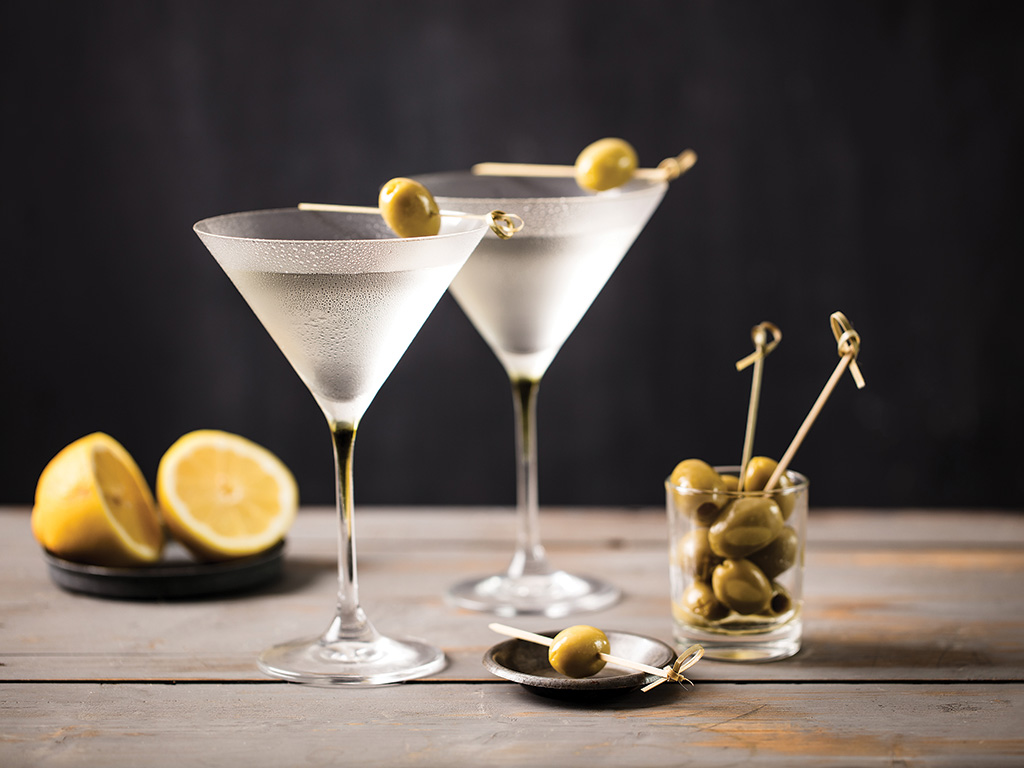 Martinis, olives, gin martini, vodka martini, lemon
