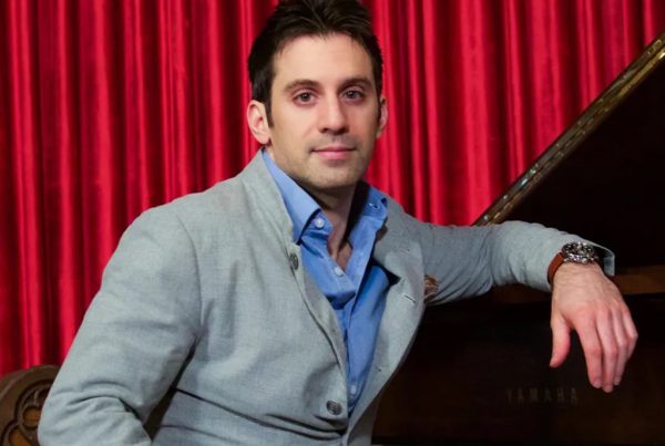 Postmodern Jukebox director Scott Bradlee