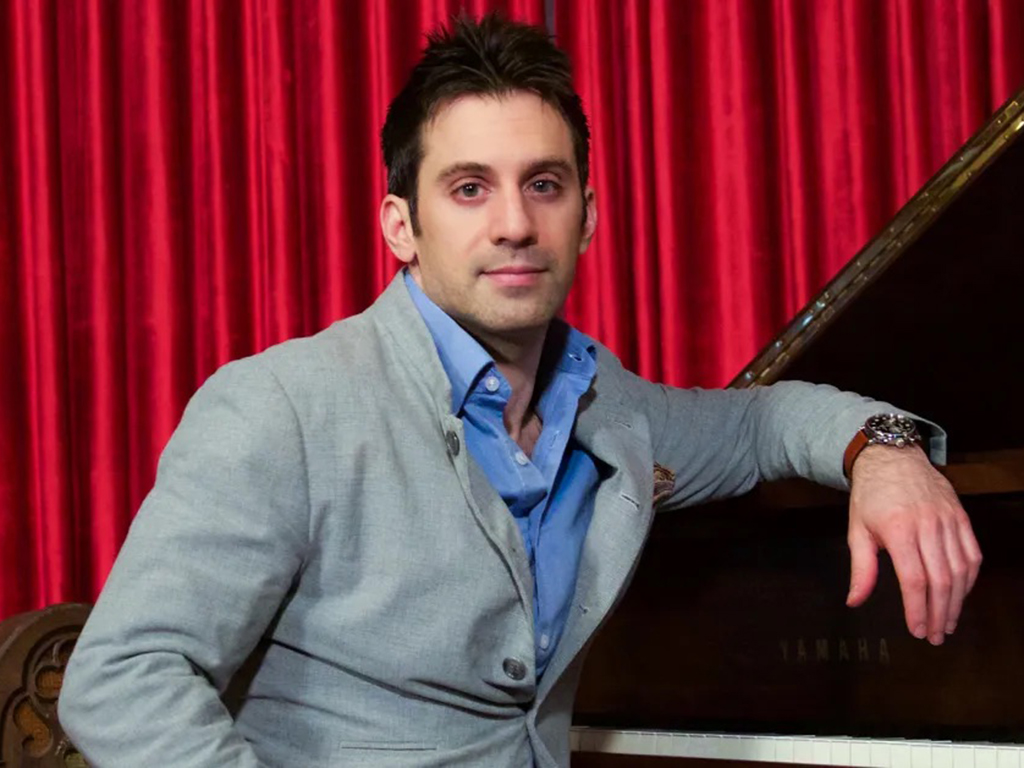 Postmodern Jukebox director Scott Bradlee