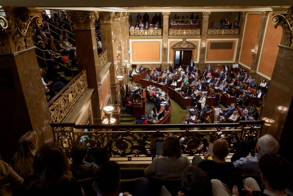 Lawmakers convene in the House Chamber at the Capitol in Salt Lake City on the first day of the legislative session, Tuesday, Jan. 20, 2026. (Photo by Spenser Heaps for Utah News Dispatch)